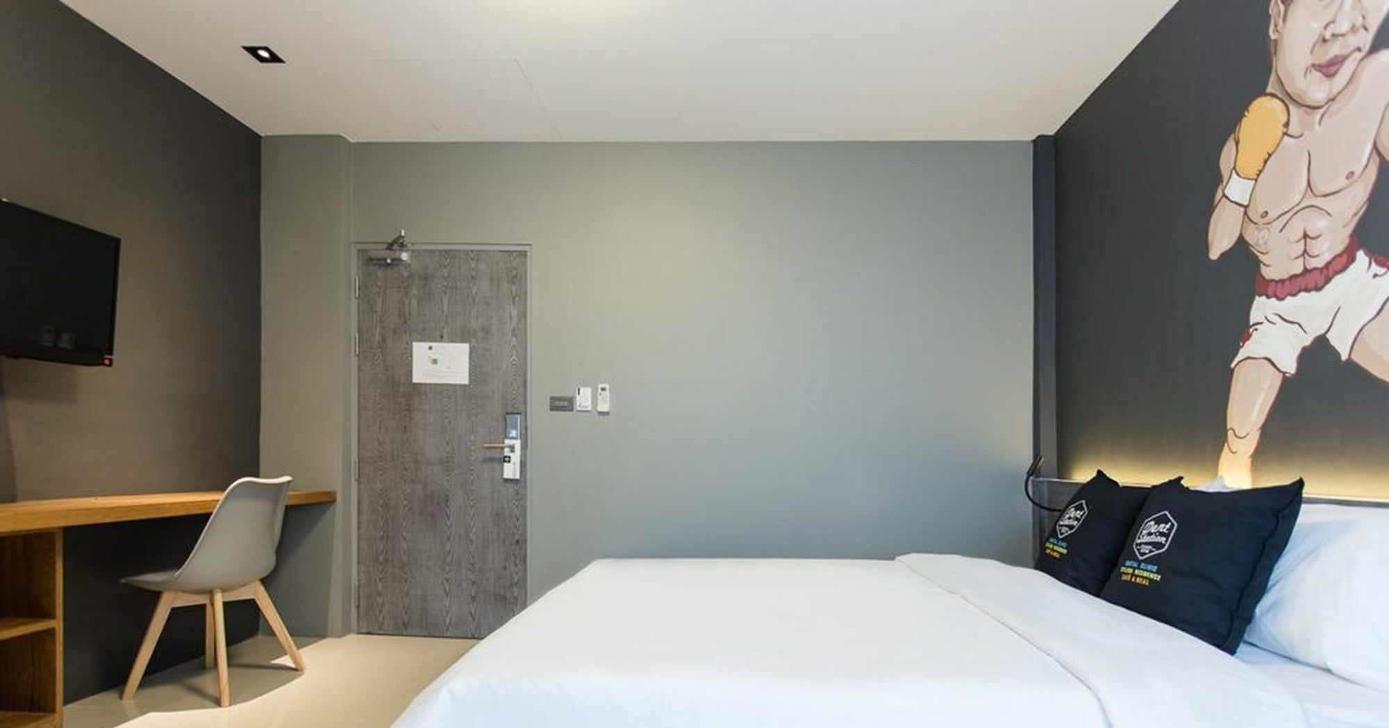 Dent Station Resident Hotell Phuket Eksteriør bilde