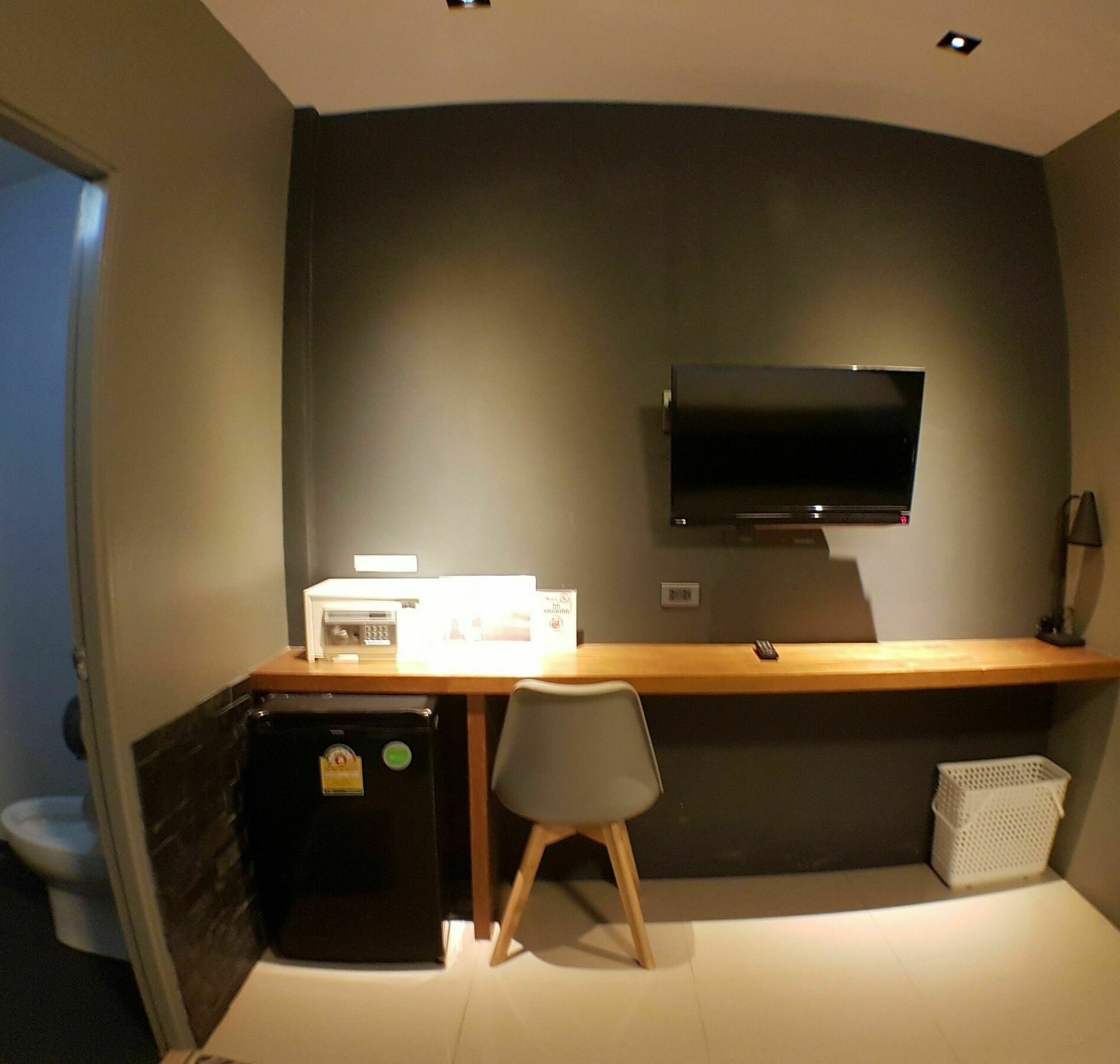 Dent Station Resident Hotell Phuket Eksteriør bilde