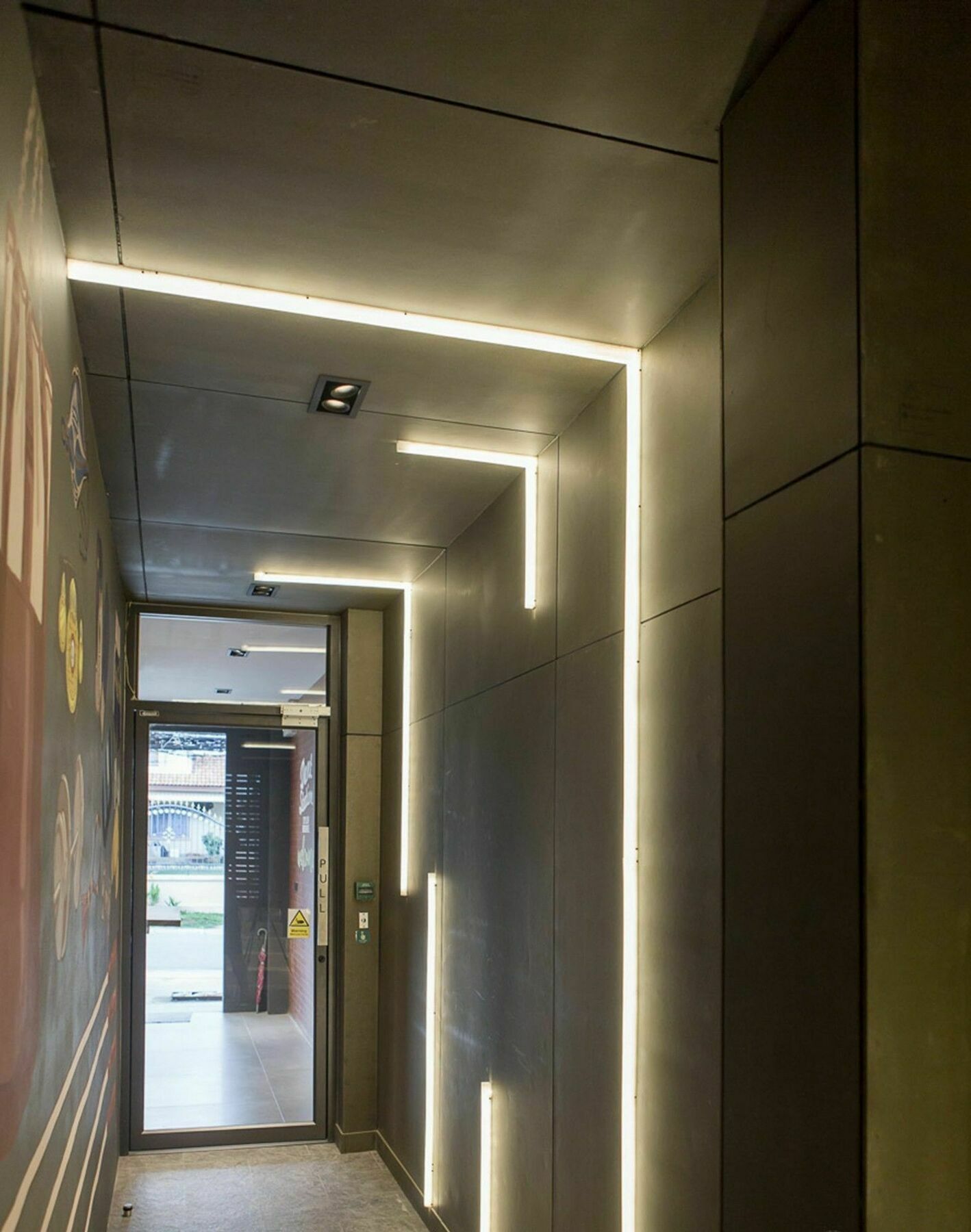 Dent Station Resident Hotell Phuket Eksteriør bilde